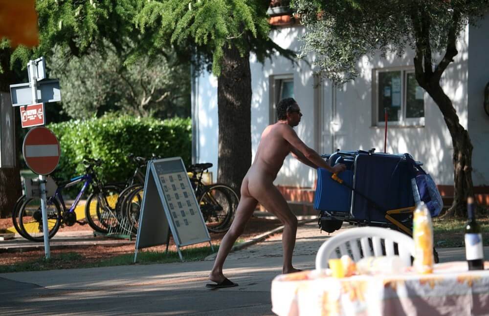 Park Side Street Pass-Bys photos - People who participate in nude recreation seek psychological comfort