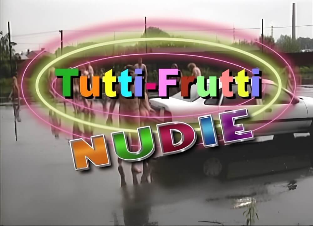 Tutti Frutti Nudie - Nudists relax beautifully—a sight to behold