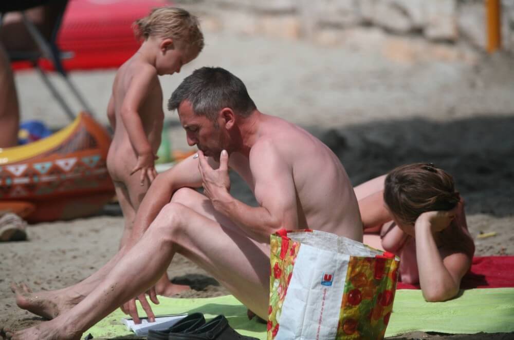 Nude Beach Assortment photos - Poor naked people and rich naked people in one place