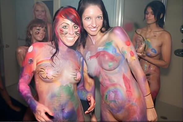 Documented Lifestyle Photo Set 4 - Active naturists on vacation