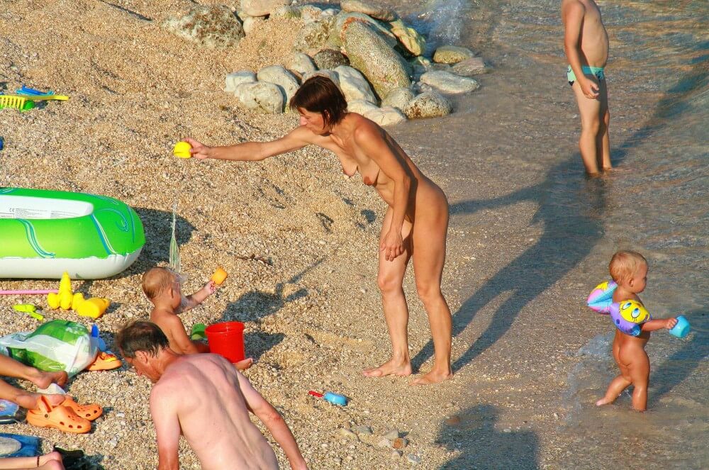 Ula Naturists Beach photo gallery - Physical freedom is important to many nudists
