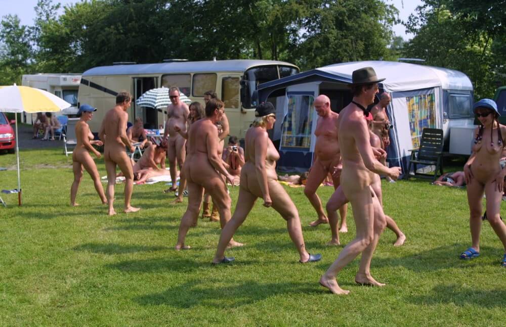 Holland Green Relaxations photos - Nudists appreciate and love nature
