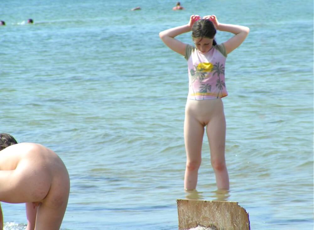 Crazy dirty girls - Unlimited freedom is the guiding principle of nudism and naturism