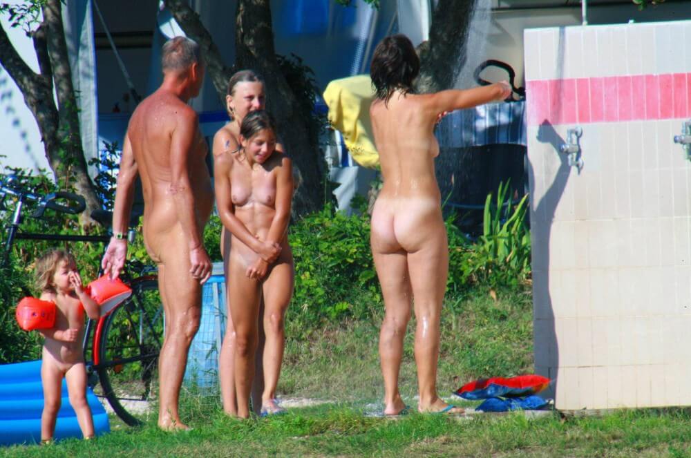 Ula FKK Water Toy pics - Nudism and naturism help us break free from imposed stereotypes