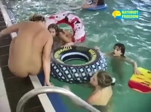 Naturist Freedom Full Pool - Nature provides strength and energy