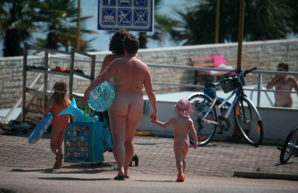 Pool Outskirt Nude Guests pics - Naturism and nudism are a philosophy of respect