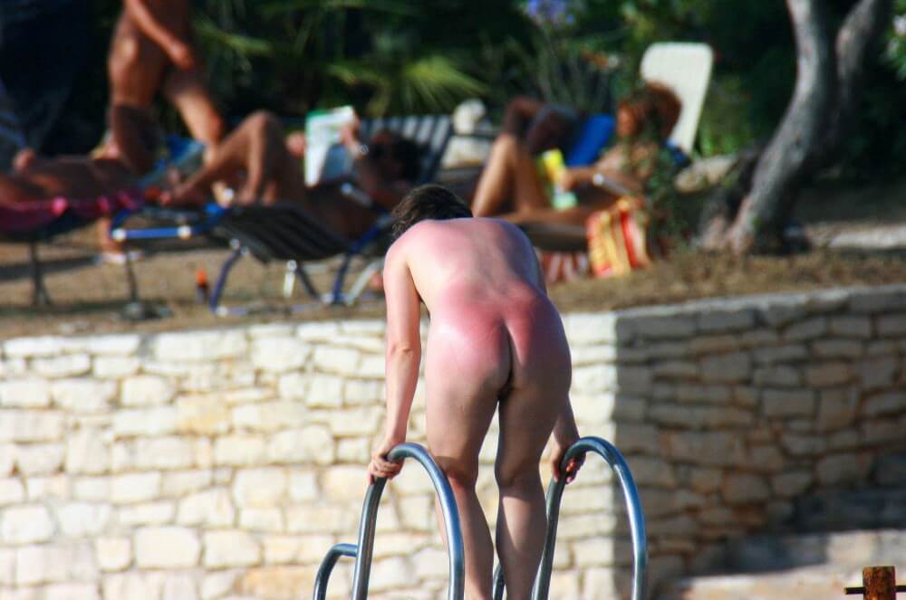 Uka FKK Adults Water Play photos - For naturists, nudity is part of natural existence
