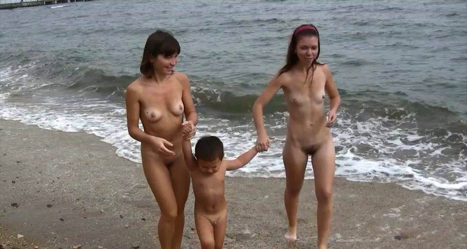 Land and Sea Naturism vol 1 - Respect for differences is valued in the nudist movement