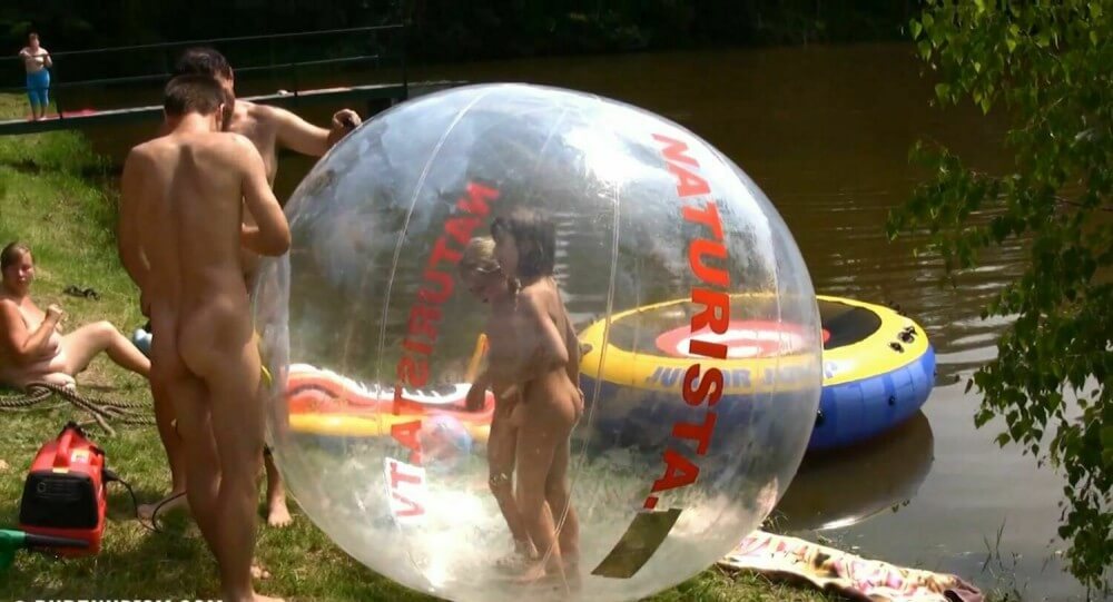 Daytime Family Picnic Full HD - I attended a nudist gathering