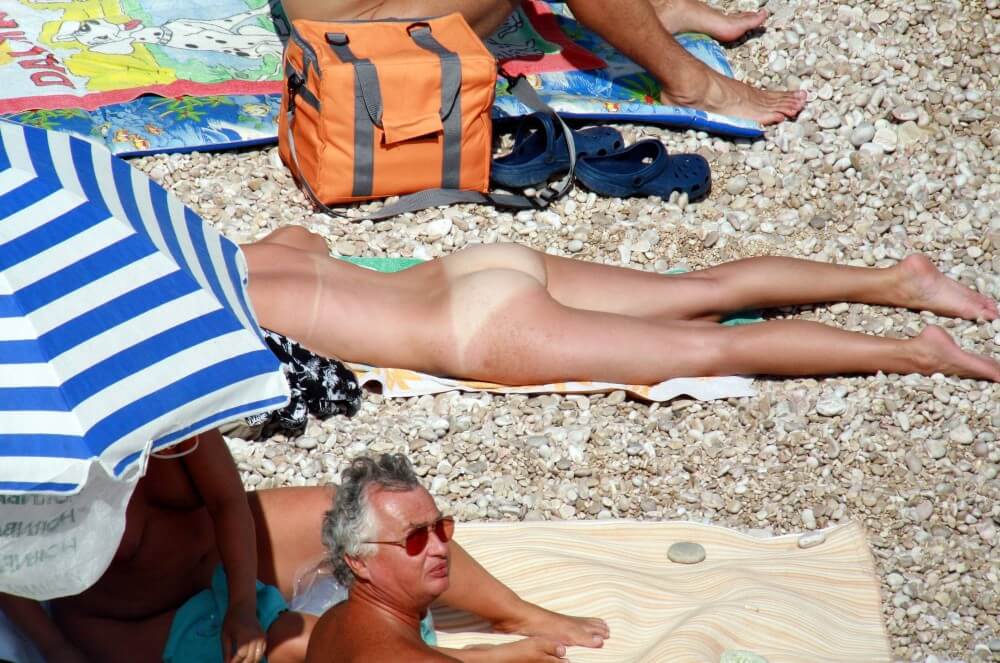 Naturists Beach Relaxation pics - Simplicity is an important part of naturists lives