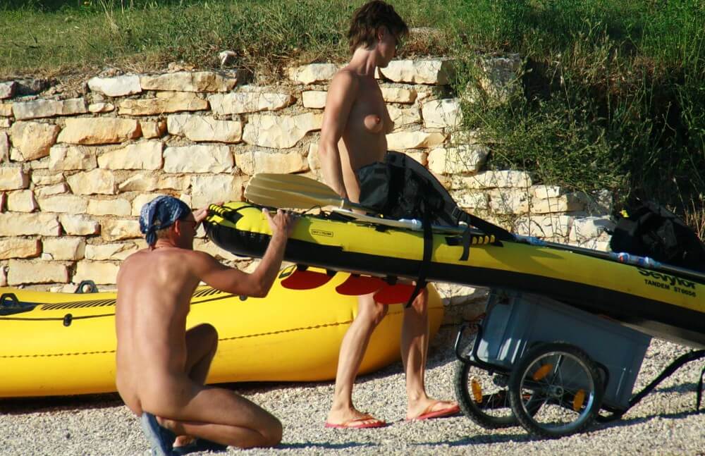 Rafting Team Excursions pics - Naturists live in harmony with nature