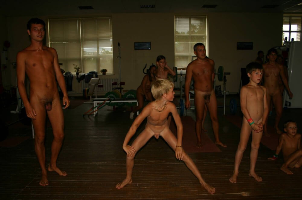 Family Gym Nudist Stretch pics - Living freely and naturally is the dream of naturism and nudism advocates