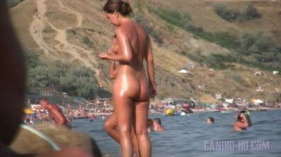 Candid HD Beach adventures Full HD - Nudism helps strengthen friendships