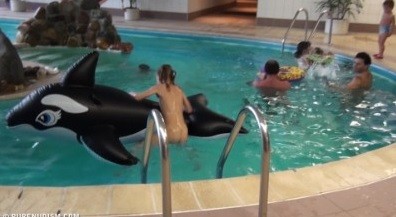 Naturism - Indoor dolphin ride Full HD upd - The desire to admire the human form