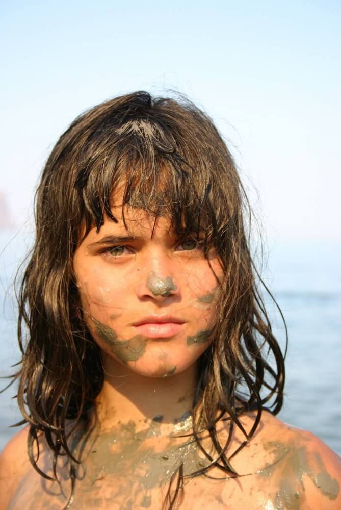 Courageous Naturist Girl pics - Nudity is seen as a natural part of life among nudists