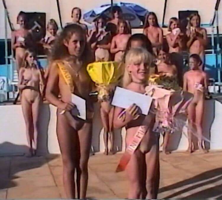 Poolside Pageant Classics Full HD video - Must always be without clothes