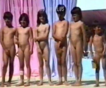 Eureka Funday 1988 video - Those wishing to register as nudists