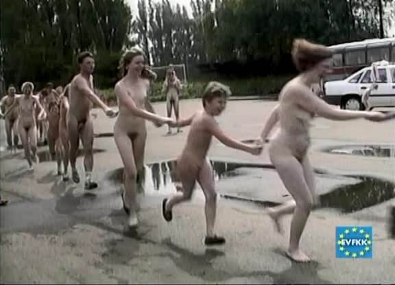 Helios Natura: Tutti-Frutti Nudie - Eurovid FKK - What did you know about nudism